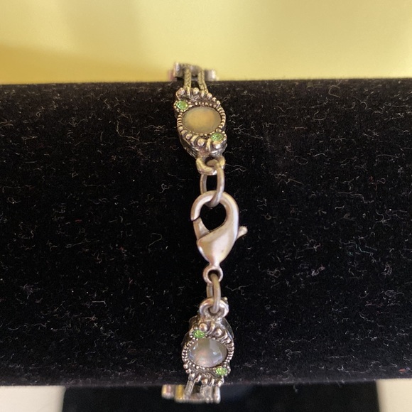 Handmade Silver Bracelet & Earrings Green & Opalescent oval round Gemstones Set - Picture 7 of 13